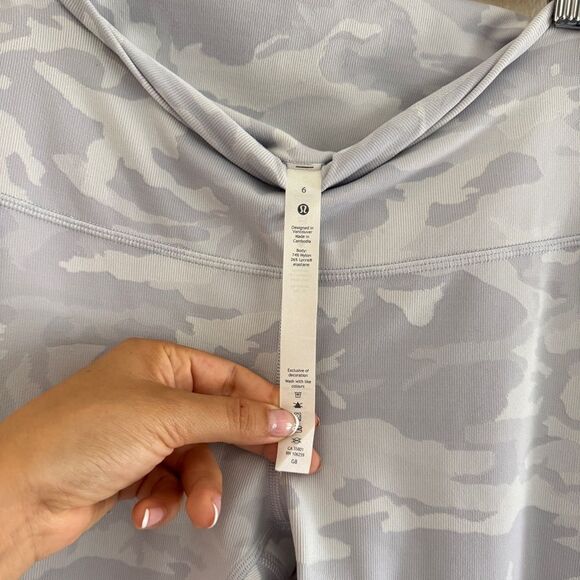 Lululemon Wunder Under High Rise Tight 25" Luxtreme Size 6 Incognito Camo White - Picture 10 of 11